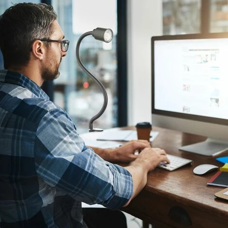 B.K.LICHT Lampe De Lecture LED Pivotante Bras Flexible Lampe à Pince Pour Bureau Chevet Noir Avec Ampoule LED GU10 5W 3000K 5 B.K.LICHT Lampe De Lecture LED Pivotante Bras Flexible Lampe à Pince Pour Bureau Chevet Noir Avec Ampoule LED GU10 5W 3000K – Image 5