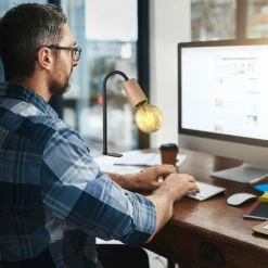 B.K.LICHT Lampe De Lecture Pivotante Avec Interrupteur à Câble I Borne à Vis I E27 I Lampe à Pince à 1 Flamme I Métal - Bois I Noir 7 B.K.LICHT Lampe De Lecture Pivotante Avec Interrupteur à Câble I Borne à Vis I E27 I Lampe à Pince à 1 Flamme I Métal - Bois I Noir -Lampe Soldes Boutique 28271653 3