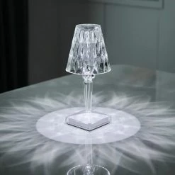 BEARSU Lampe De Table Cristal, Moderne LED Lampe De Chevet Avec Batterie Rechargeable De 1200 MAh, Cristal De Mode Créatif Lampe De Bureau Pour Commode De Bibliothèque Salon Chambre Hôtel