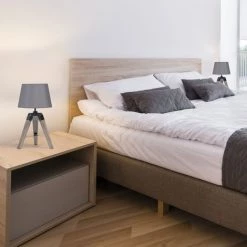 IDMARKET Lot De 2 Lampes De Chevet D'appoint HILDA Sur Pied En Bois Foncé Grises - Gris 8 IDMARKET Lot De 2 Lampes De Chevet D'appoint HILDA Sur Pied En Bois Foncé Grises - Gris -Lampe Soldes Boutique 5173033 4