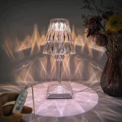 HAZEL Style Moderne Créatif Imitation Cristal Diamant Coupe Lampe De Table Trois Tons Atmosphère Chambre LED Acrylique Veilleuse Lampe De Chevet 9 HAZEL Style Moderne Créatif Imitation Cristal Diamant Coupe Lampe De Table Trois Tons Atmosphère Chambre LED Acrylique Veilleuse Lampe De Chevet -Lampe Soldes Boutique 64196270 5