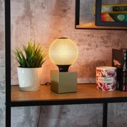 XANLITE - Lampe à Poser Cube En Métal Couleur Laiton, Compatible Culot E27, IP20, 60W Puissance Max - XDLAPCUBIKML 7 XANLITE - Lampe à Poser Cube En Métal Couleur Laiton, Compatible Culot E27, IP20, 60W Puissance Max - XDLAPCUBIKML -Lampe Soldes Boutique 64569522 3