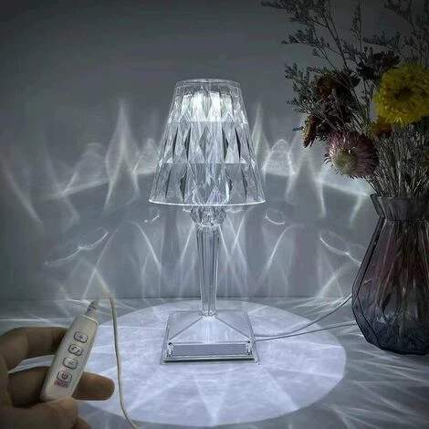 MONLY Style Moderne Créatif Imitation Cristal Diamant Coupe Lampe De Table Trois Tons Atmosphère Chambre LED Acrylique Veilleuse Lampe De Chevet 4 MONLY Style Moderne Créatif Imitation Cristal Diamant Coupe Lampe De Table Trois Tons Atmosphère Chambre LED Acrylique Veilleuse Lampe De Chevet – Image 4