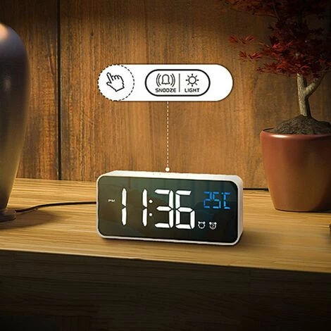 FUIENKO Écran D'affichage Numérique LED Multifonctionnel Rechargeable Par USB, Réveil Snooze,White 3 FUIENKO Écran D'affichage Numérique LED Multifonctionnel Rechargeable Par USB, Réveil Snooze,White – Image 3
